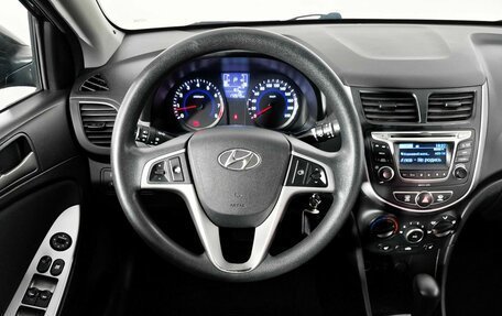 Hyundai Solaris II рестайлинг, 2015 год, 929 000 рублей, 15 фотография