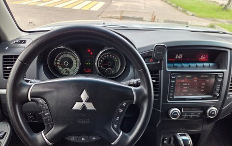 Mitsubishi Pajero IV, 2011 год, 2 080 000 рублей, 23 фотография