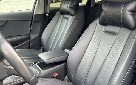 Audi A4, 2019 год, 2 500 000 рублей, 15 фотография