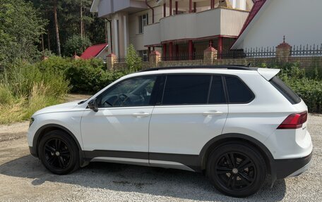 Volkswagen Tiguan II, 2019 год, 2 900 000 рублей, 2 фотография