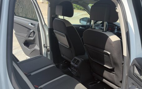 Volkswagen Tiguan II, 2019 год, 2 900 000 рублей, 6 фотография