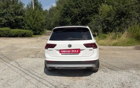 Volkswagen Tiguan II, 2019 год, 2 900 000 рублей, 5 фотография