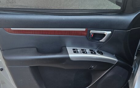 Hyundai Santa Fe III рестайлинг, 2007 год, 1 200 000 рублей, 22 фотография