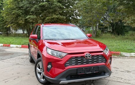 Toyota RAV4, 2021 год, 3 499 000 рублей, 2 фотография