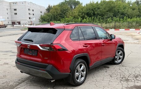 Toyota RAV4, 2021 год, 3 499 000 рублей, 6 фотография