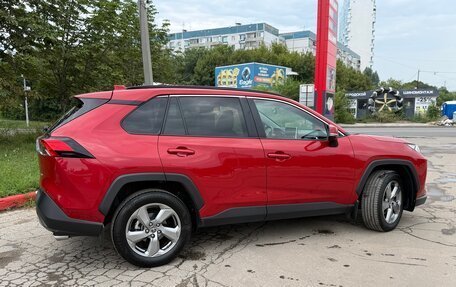 Toyota RAV4, 2021 год, 3 499 000 рублей, 4 фотография