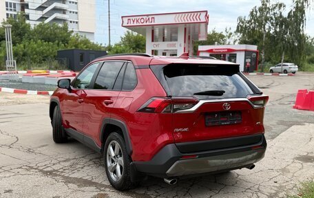 Toyota RAV4, 2021 год, 3 499 000 рублей, 7 фотография