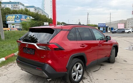Toyota RAV4, 2021 год, 3 499 000 рублей, 5 фотография