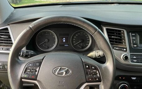 Hyundai Tucson III, 2018 год, 2 400 000 рублей, 8 фотография