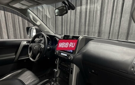 Toyota Land Cruiser Prado 150 рестайлинг 2, 2011 год, 2 685 000 рублей, 9 фотография