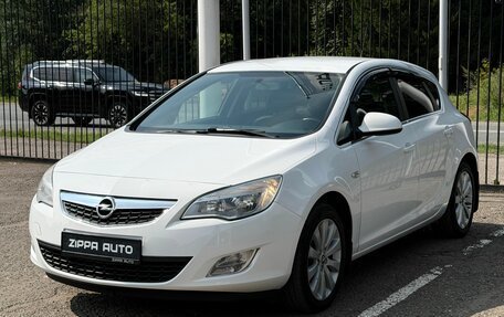 Opel Astra J, 2011 год, 749 000 рублей, 3 фотография