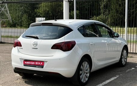 Opel Astra J, 2011 год, 749 000 рублей, 4 фотография