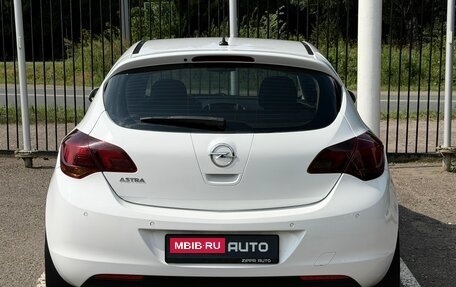 Opel Astra J, 2011 год, 749 000 рублей, 5 фотография