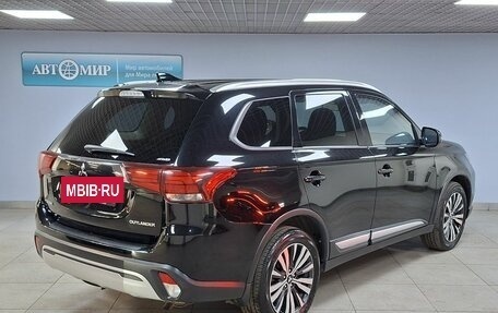 Mitsubishi Outlander III рестайлинг 3, 2019 год, 2 275 000 рублей, 5 фотография