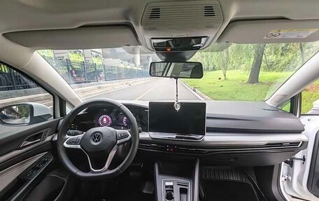 Volkswagen Golf VIII, 2025 год, 3 180 000 рублей, 4 фотография