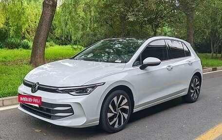 Volkswagen Golf VIII, 2025 год, 3 180 000 рублей, 6 фотография