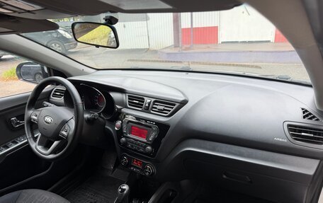 KIA Rio III рестайлинг, 2013 год, 830 000 рублей, 15 фотография
