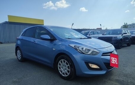 Hyundai i30 II рестайлинг, 2014 год, 899 000 рублей, 2 фотография