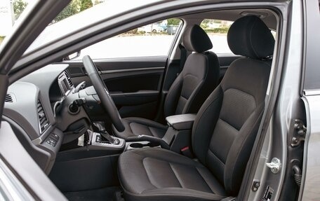 Hyundai Elantra VI рестайлинг, 2017 год, 1 395 000 рублей, 11 фотография