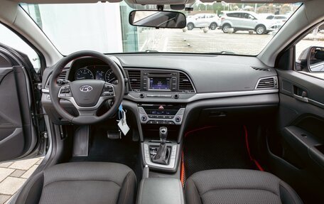 Hyundai Elantra VI рестайлинг, 2017 год, 1 395 000 рублей, 16 фотография