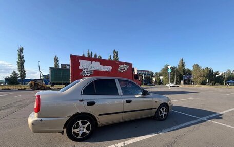 Hyundai Accent II, 2005 год, 300 000 рублей, 3 фотография