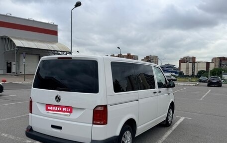 Volkswagen Caravelle T6 рестайлинг, 2017 год, 3 250 000 рублей, 4 фотография
