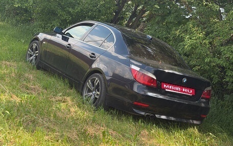 BMW 5 серия, 2006 год, 900 000 рублей, 8 фотография