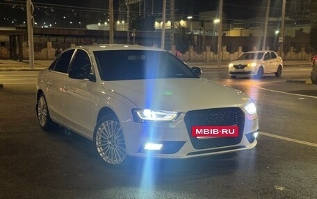 Audi A4, 2015 год, 1 500 000 рублей, 4 фотография