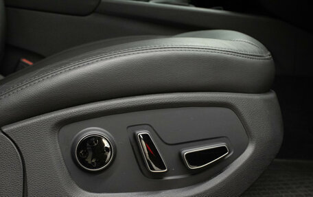Hyundai Genesis II, 2016 год, 2 079 000 рублей, 27 фотография