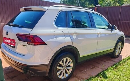 Volkswagen Tiguan II, 2018 год, 2 100 000 рублей, 5 фотография