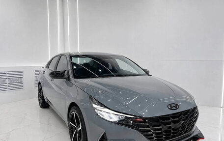 Hyundai Elantra, 2023 год, 2 015 000 рублей, 2 фотография