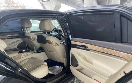 Genesis G90 I рестайлинг, 2017 год, 2 680 000 рублей, 12 фотография