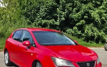 SEAT Ibiza IV рестайлинг 2, 2012 год, 849 000 рублей, 3 фотография