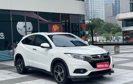 Honda Vezel, 2022 год, 1 420 000 рублей, 1 фотография