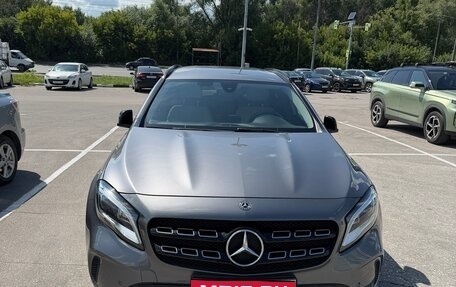 Mercedes-Benz GLA, 2018 год, 2 750 000 рублей, 1 фотография