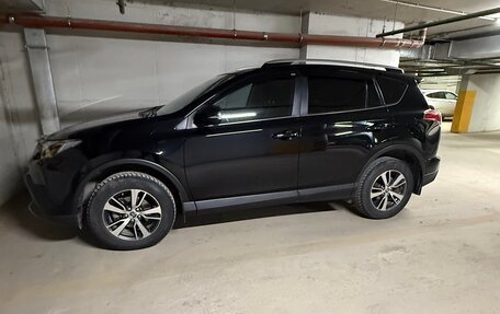 Toyota RAV4, 2017 год, 2 500 000 рублей, 4 фотография