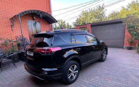 Toyota RAV4, 2017 год, 2 500 000 рублей, 7 фотография