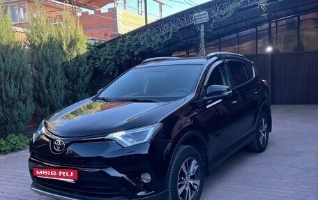 Toyota RAV4, 2017 год, 2 500 000 рублей, 10 фотография