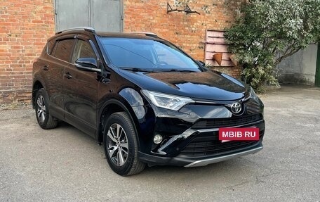 Toyota RAV4, 2017 год, 2 500 000 рублей, 13 фотография