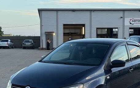 Volkswagen Polo VI (EU Market), 2012 год, 745 000 рублей, 2 фотография