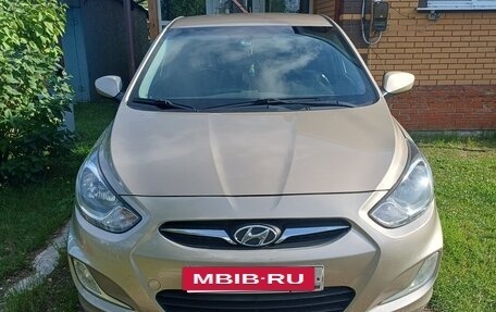 Hyundai Solaris II рестайлинг, 2014 год, 860 000 рублей, 5 фотография
