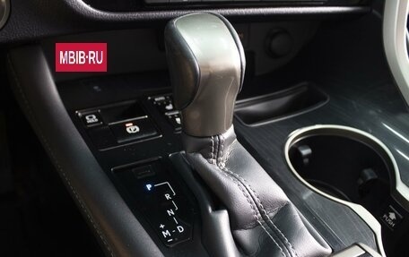 Lexus RX IV рестайлинг, 2016 год, 3 450 000 рублей, 14 фотография