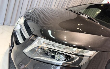 Mercedes-Benz V-Класс, 2020 год, 5 800 000 рублей, 6 фотография