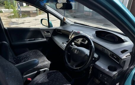 Honda Freed I, 2013 год, 1 050 000 рублей, 8 фотография