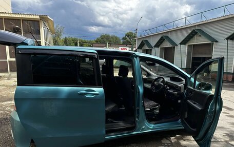 Honda Freed I, 2013 год, 1 050 000 рублей, 13 фотография