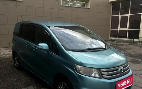 Honda Freed I, 2013 год, 1 050 000 рублей, 7 фотография