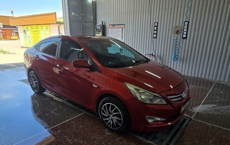 Hyundai Solaris II рестайлинг, 2016 год, 900 000 рублей, 4 фотография