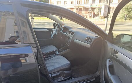 Volkswagen Jetta VI, 2013 год, 950 000 рублей, 5 фотография
