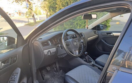 Volkswagen Jetta VI, 2013 год, 950 000 рублей, 8 фотография