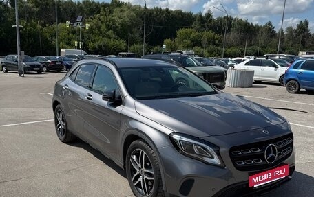 Mercedes-Benz GLA, 2018 год, 2 750 000 рублей, 2 фотография